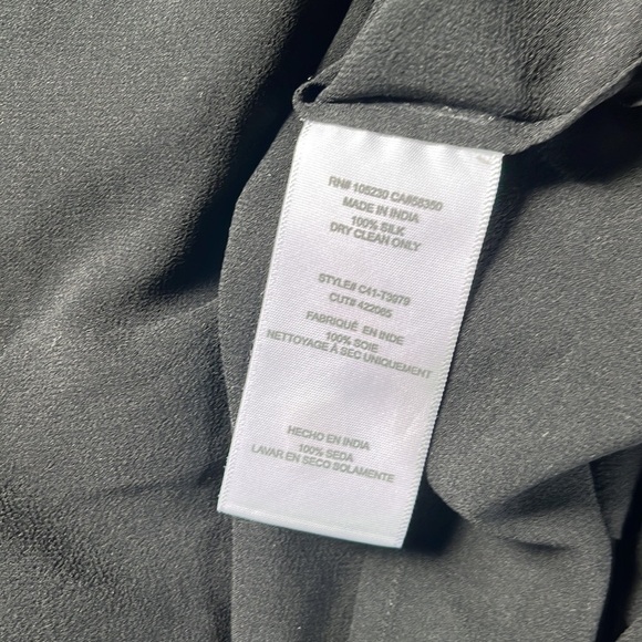 Joie Silk Black Pleated Blouse with Short Sleeves - Picture 10 of 12